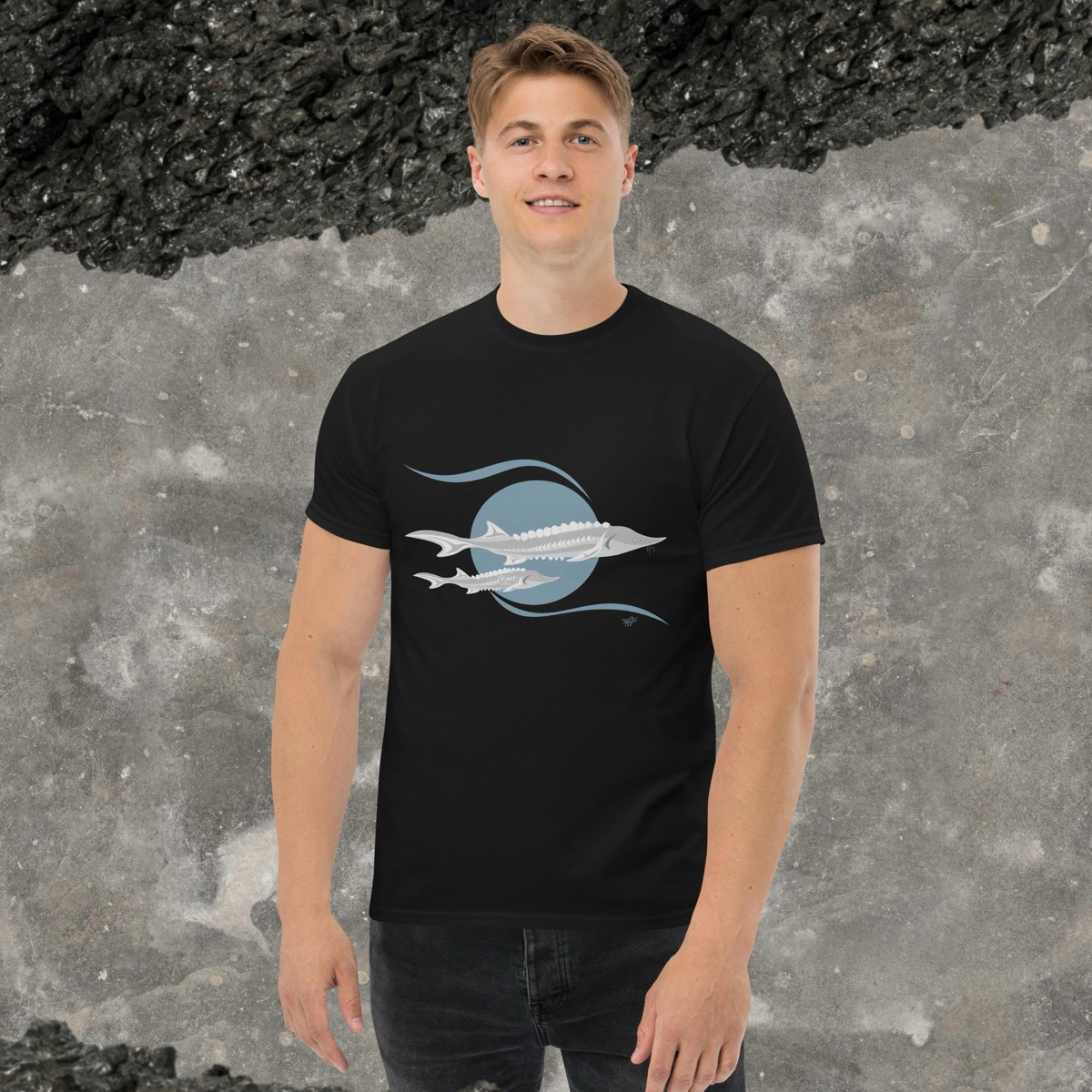 Mama Sturgeon black tee